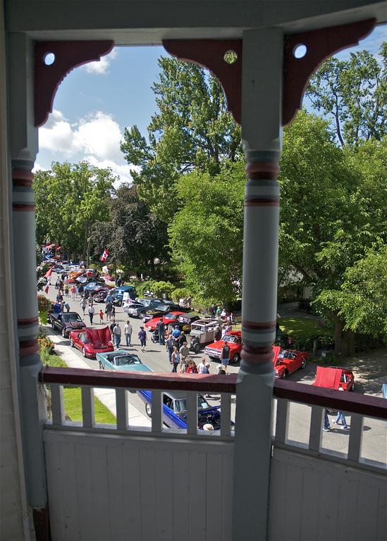 Bondy House Bed & Breakfast Amherstburg Esterno foto