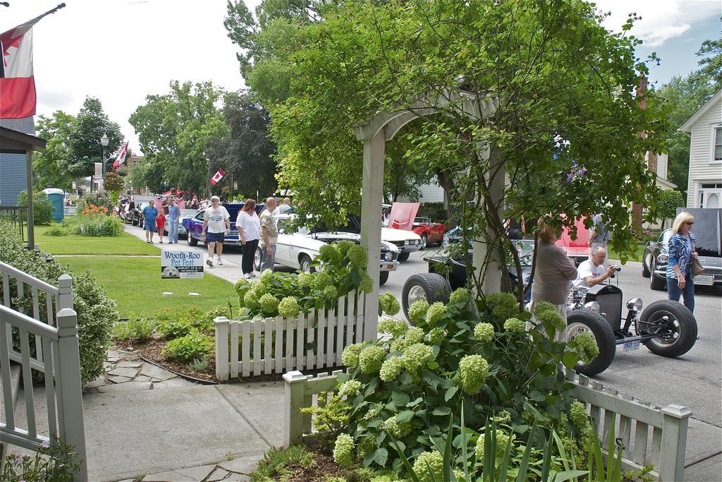 Bondy House Bed & Breakfast Amherstburg Esterno foto