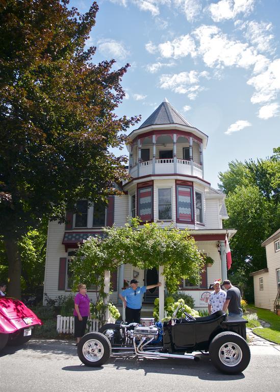 Bondy House Bed & Breakfast Amherstburg Esterno foto
