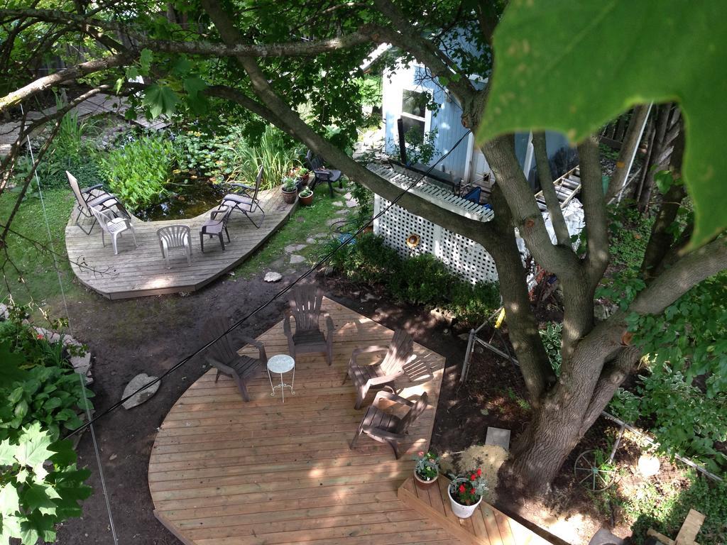 Bondy House Bed & Breakfast Amherstburg Esterno foto